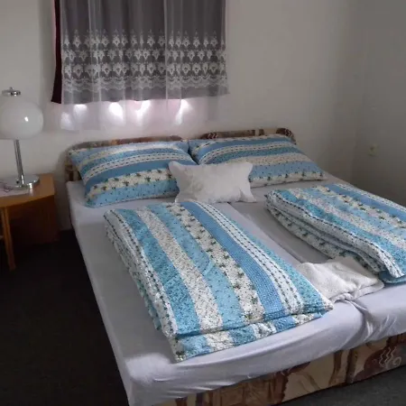 - Balaton 18288 Cserszegtomaj