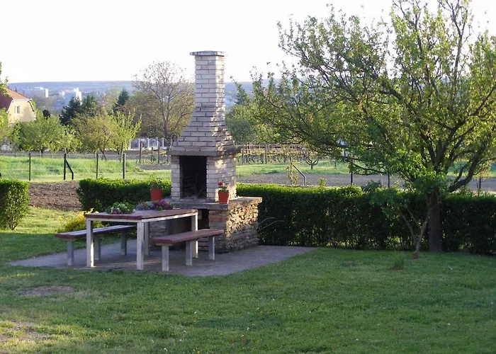 - Balaton 18288 בית נופש *